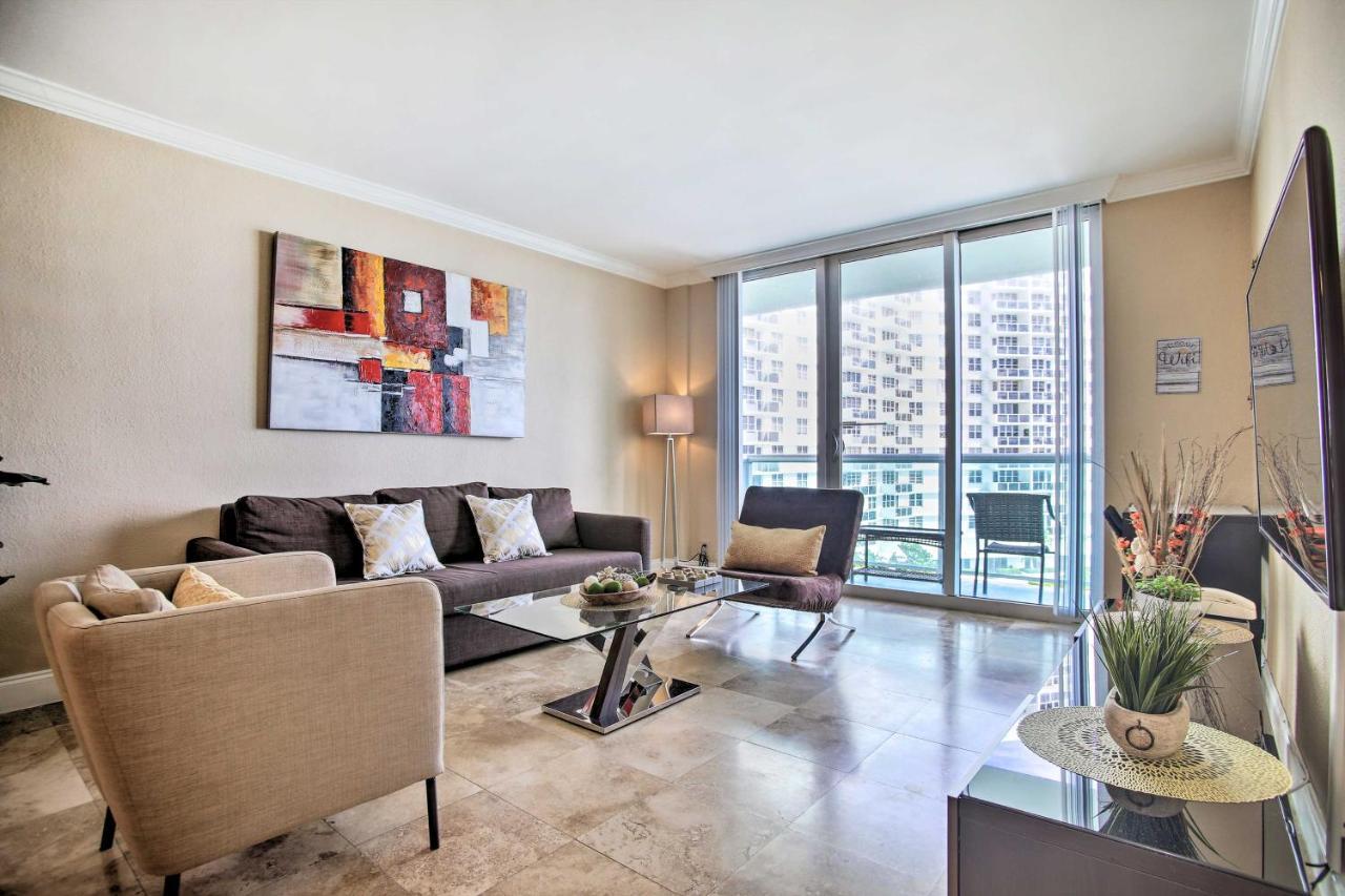 Grand Hollywood Apartment With Stunning Views! 외부 사진